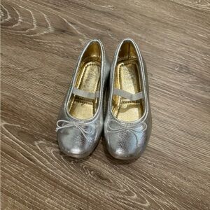 Silver Ballerina flats